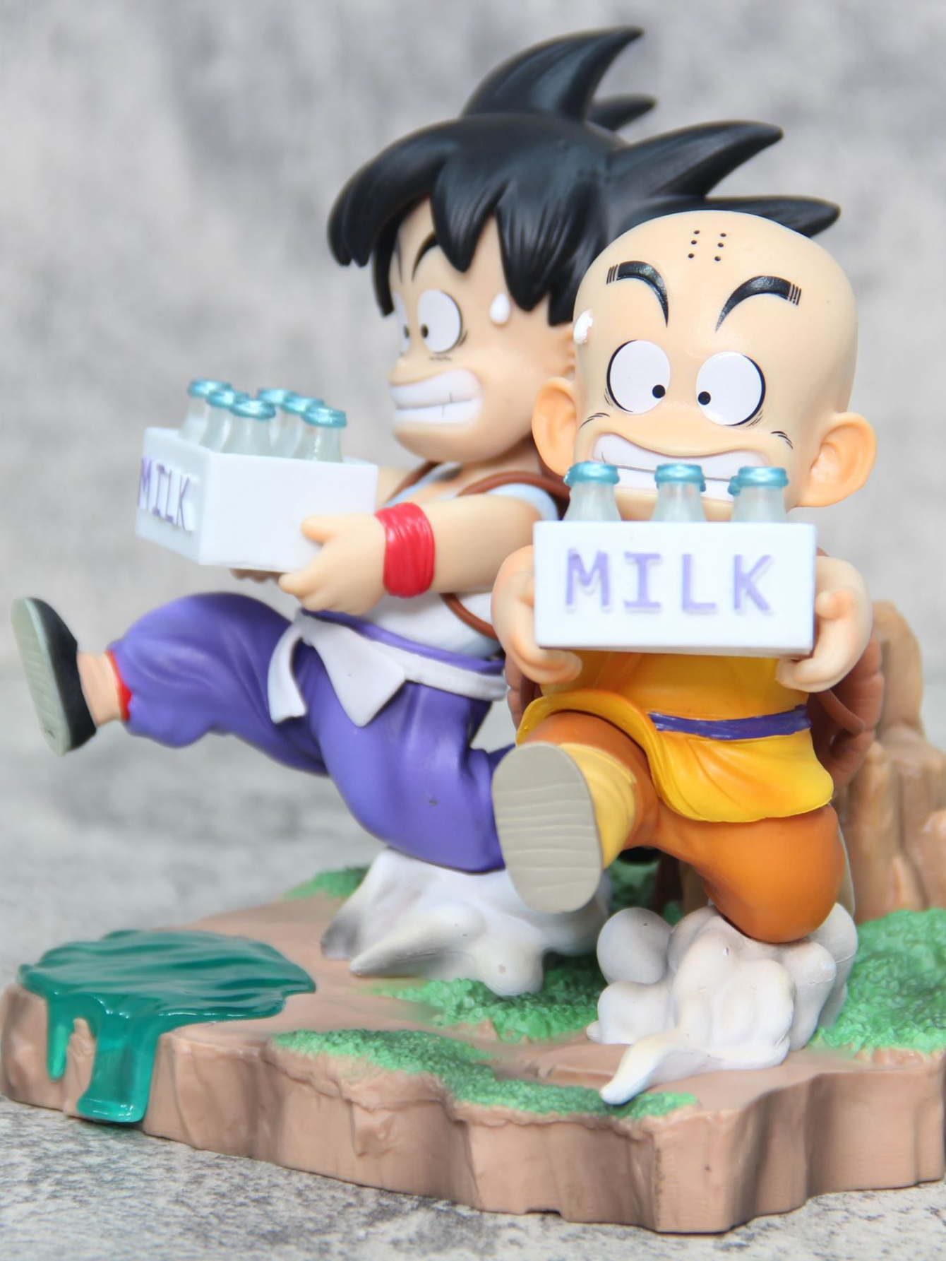 Dragon Ball Figura Coleccionable Goku y Krilin