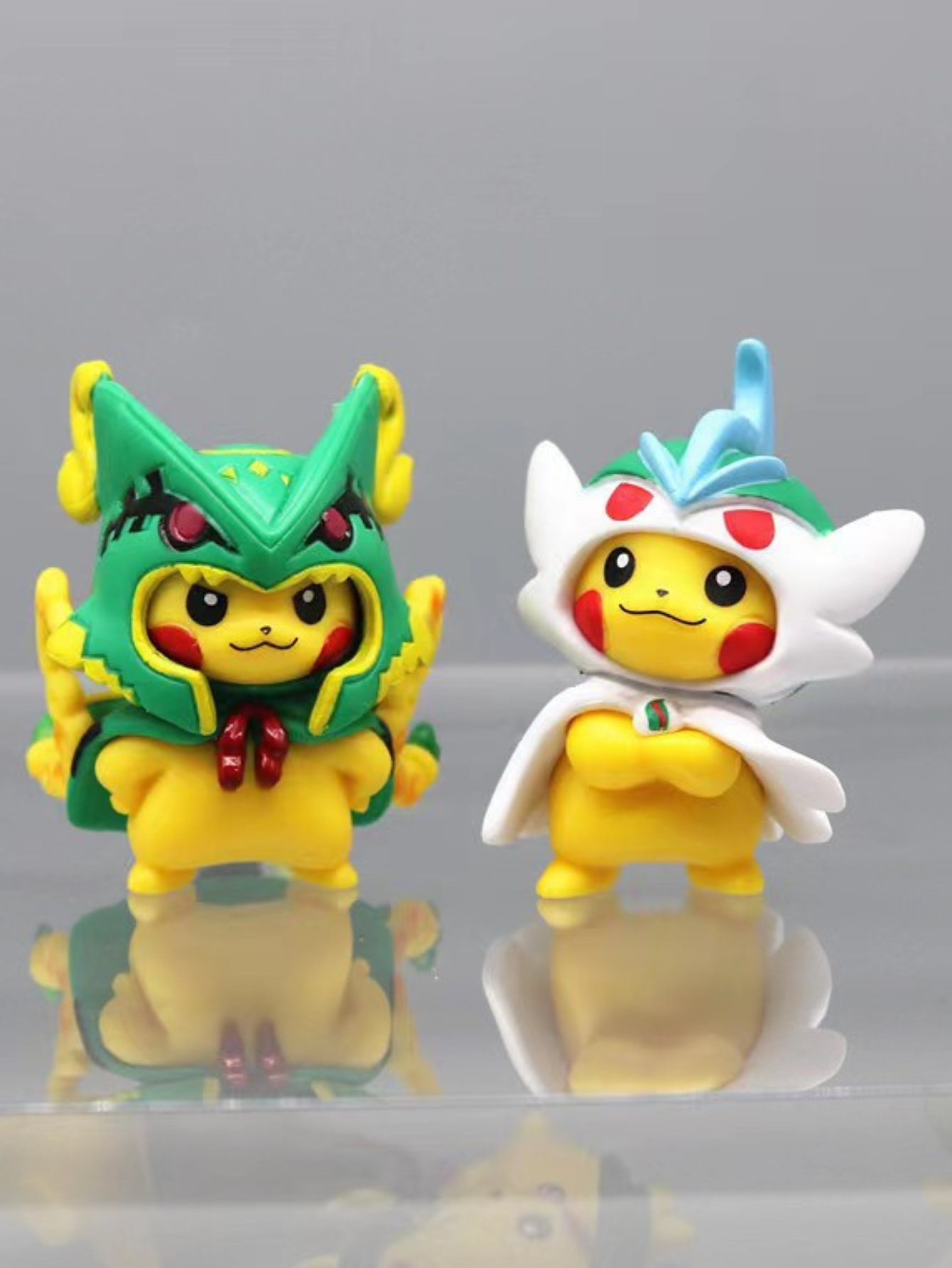 Pokémon Set Especial de 7 Figuras Disfraz Legendarios